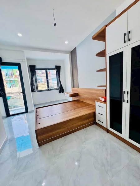 Gần chợ Vườn Lài ngã tư ga hẻm ô tô nhà ngon vào ở ngay nhìn là thích - Ảnh 3